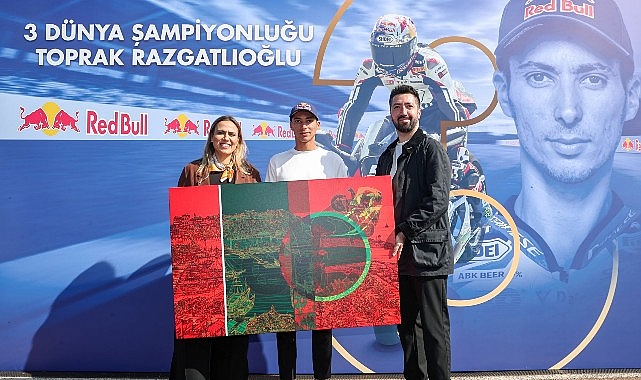 castrolden sanat ve sporu bulusturan eser devrim renk erbilden toprak razgatliogluna isigin ve rengin yolculugu q9X7LlDG.jpg