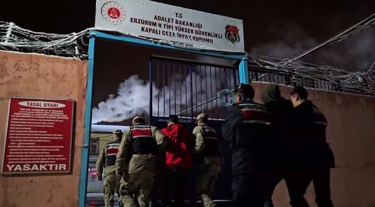 Sosyal Medya Dolandırıcılarına Operasyon: 9 Gözaltı ve Tutuklamalar