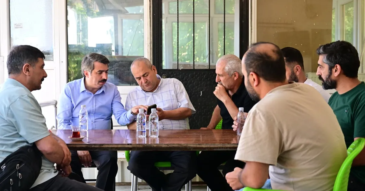 Bursa yildirimda baskan oktay yilmaz esnafla bulustu JX7rafrP