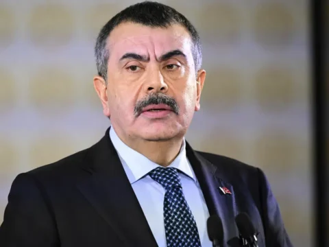 Kurtulus savasini hedef almisti laiklik meclisinden yusuf tekine yanit 9fNFzbW7