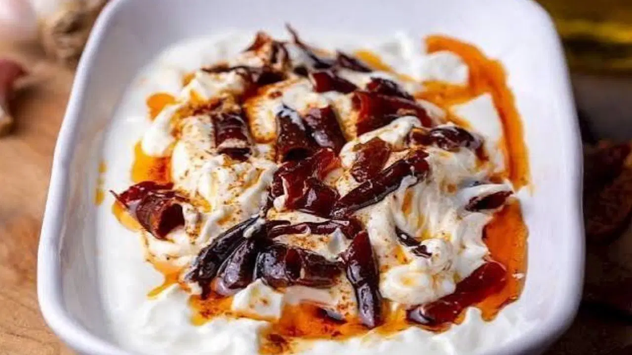 Yogurt ve aci biberin mukemmel uyumu atom meze tarifi zH2LNRcY
